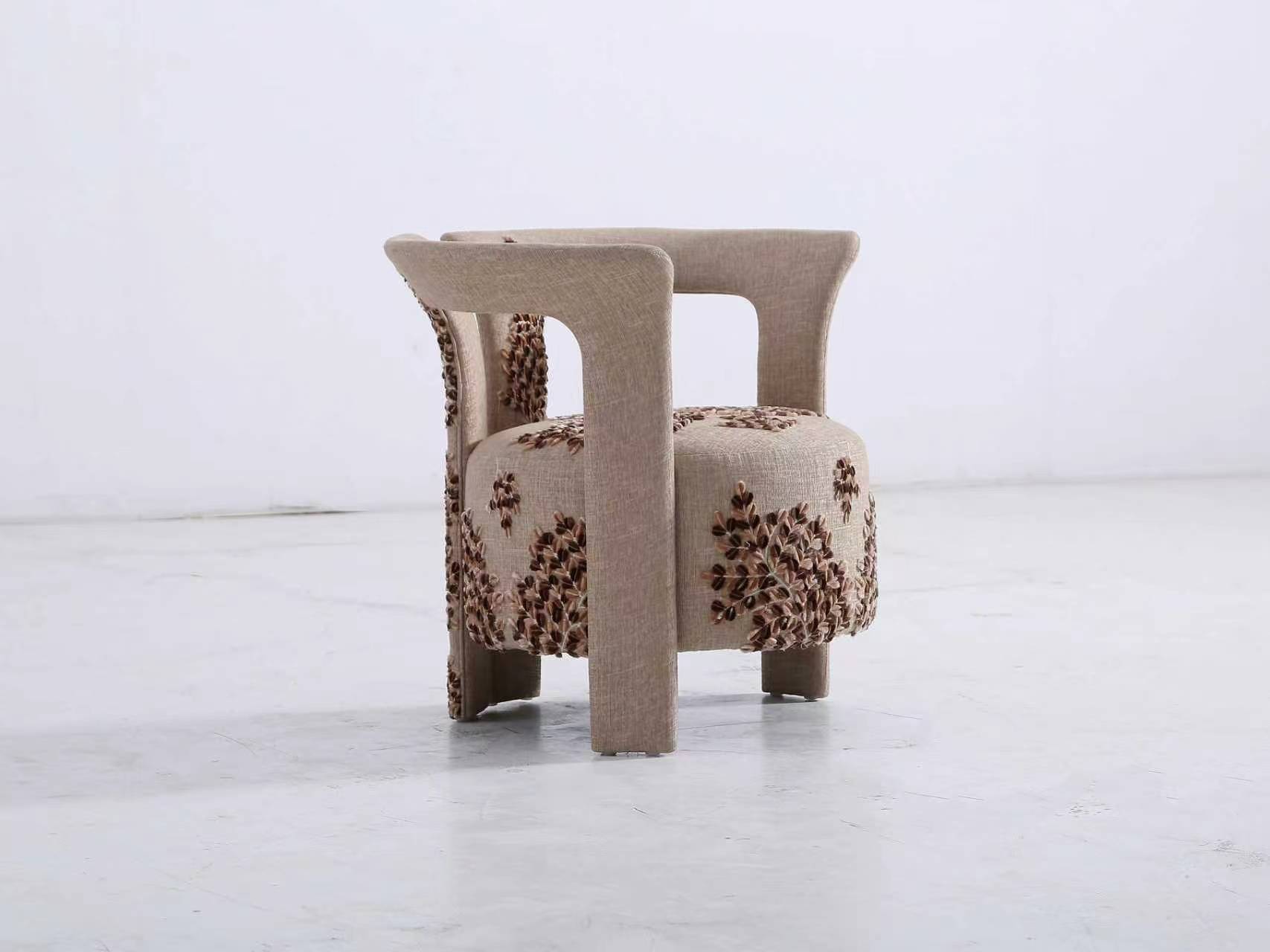 Accent Chair & Seating