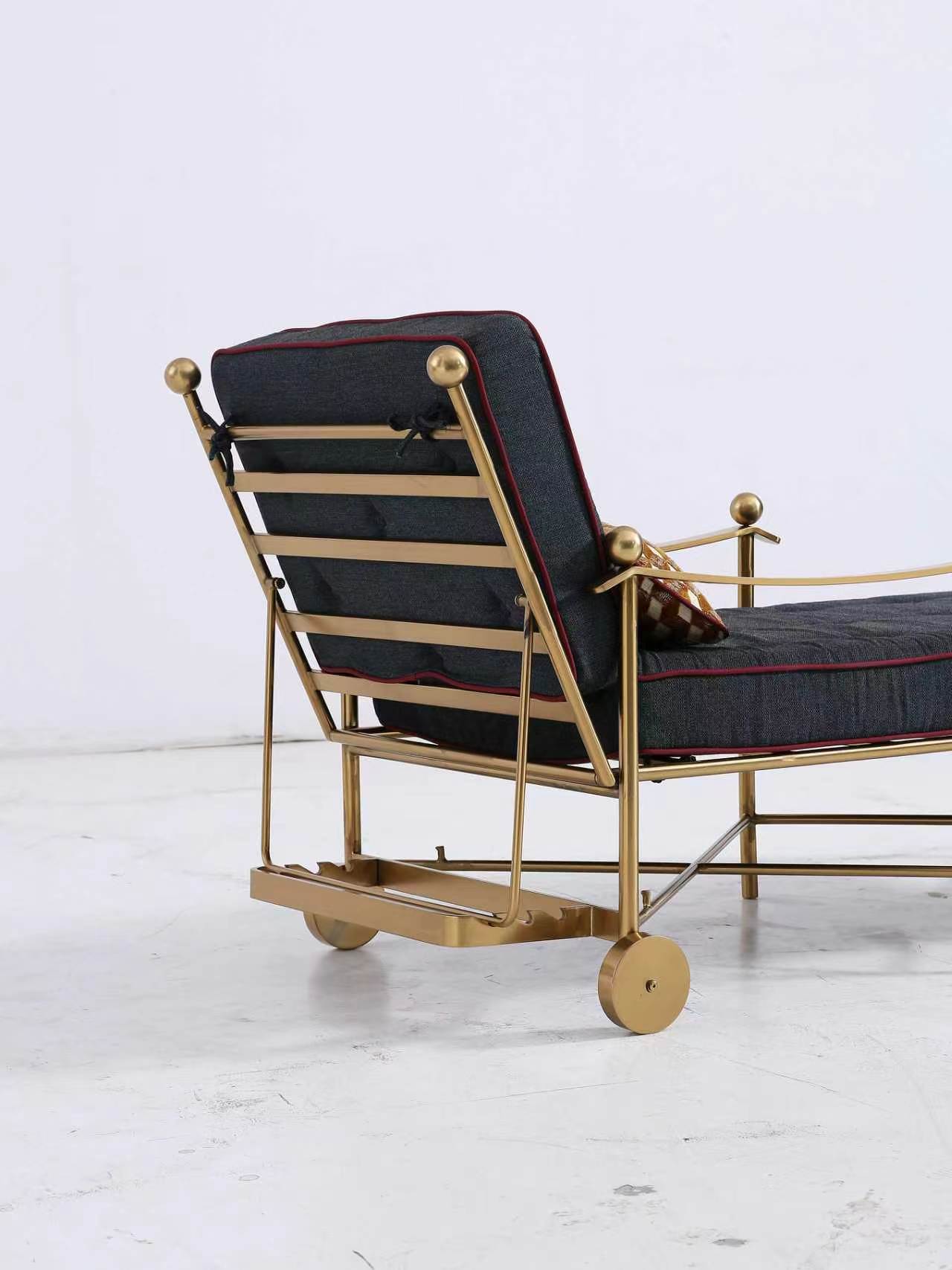 Accent Chair & Seating