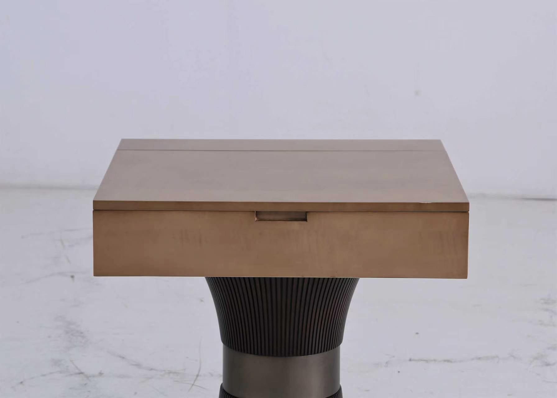 Coffee, Console & Side Table