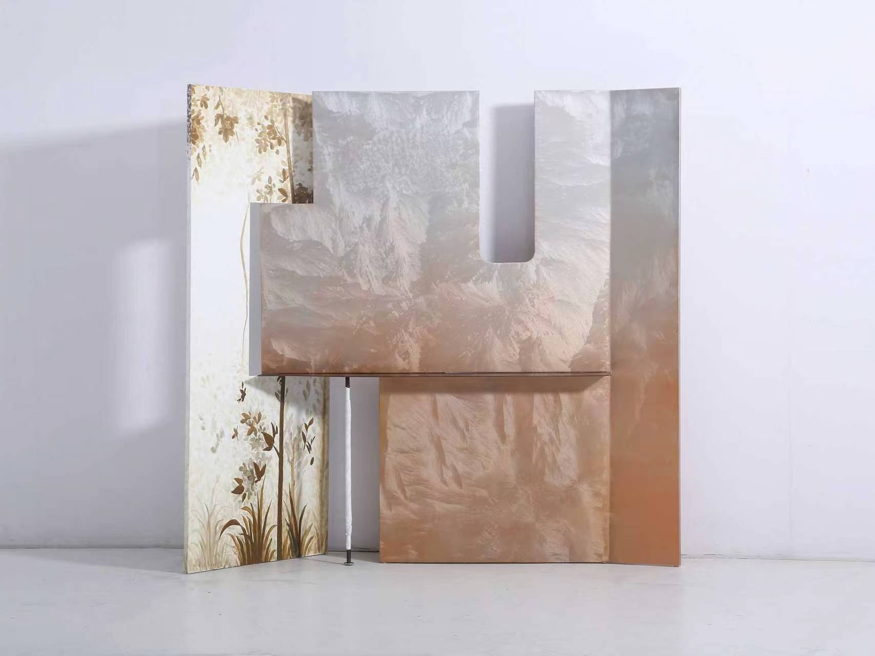 Decorative Screen & Accent