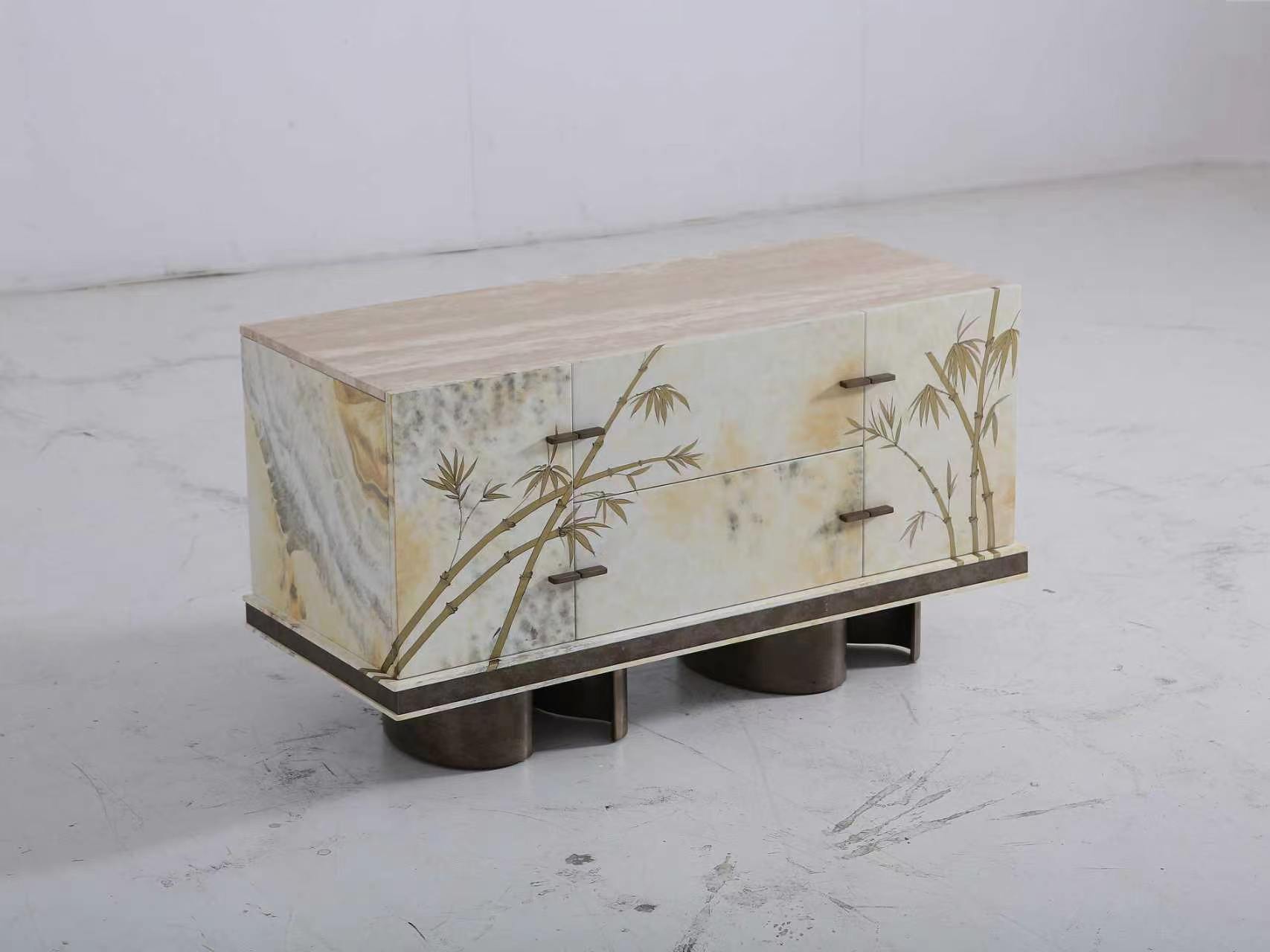 Cabinet & Sideboard