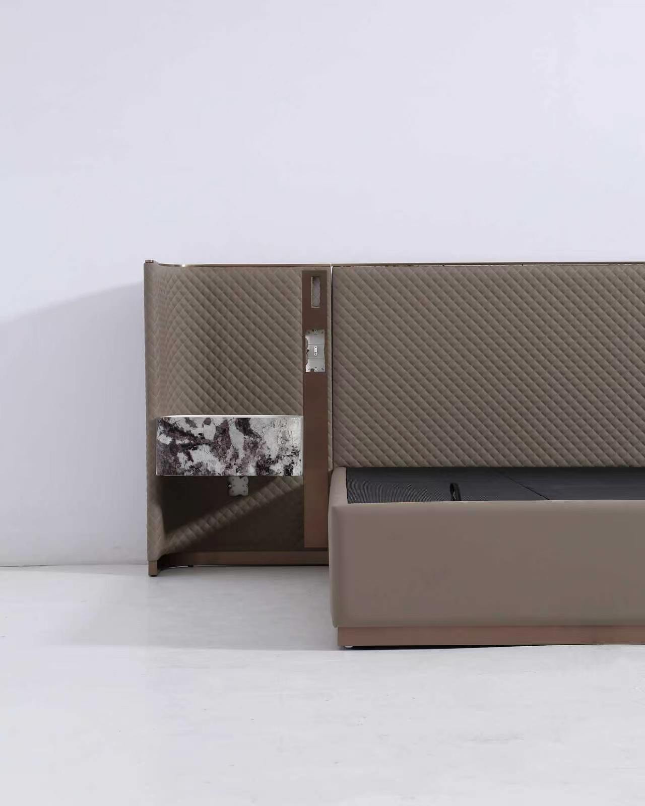 Bed & Bedroom Furniture