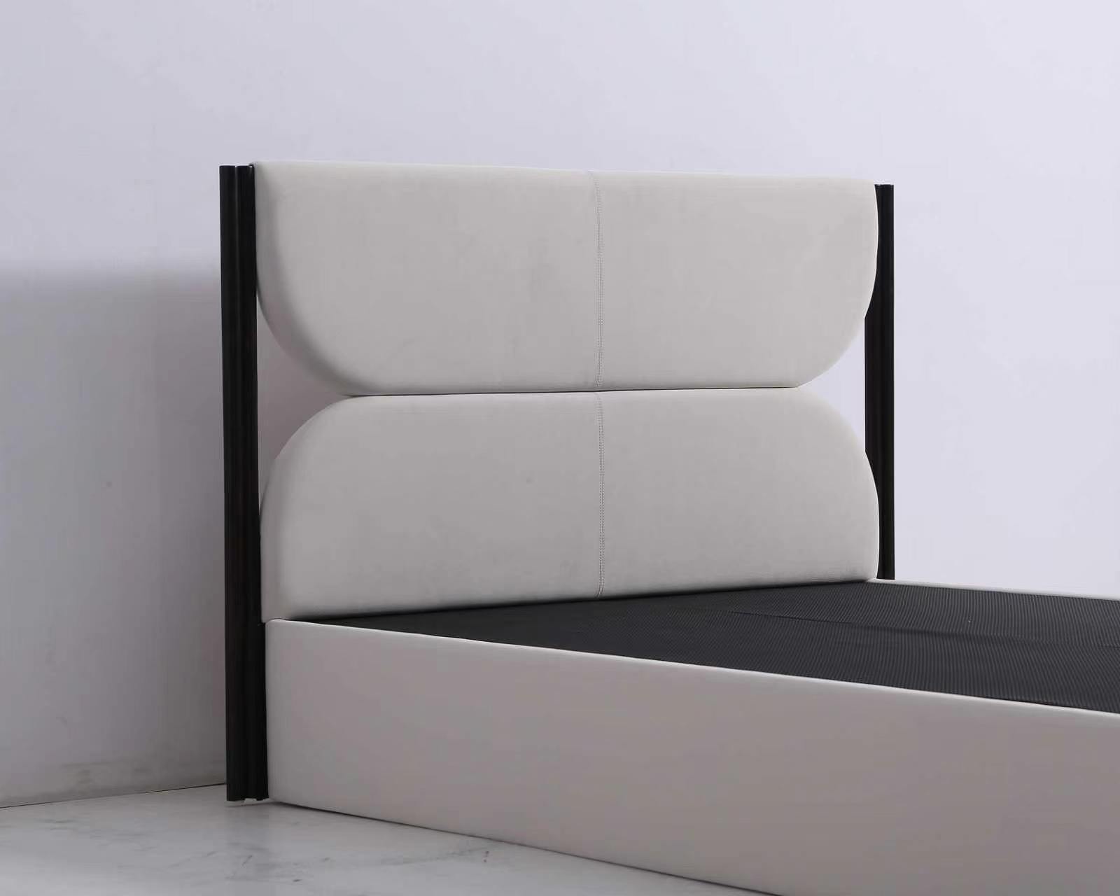 Bed & Bedroom Furniture