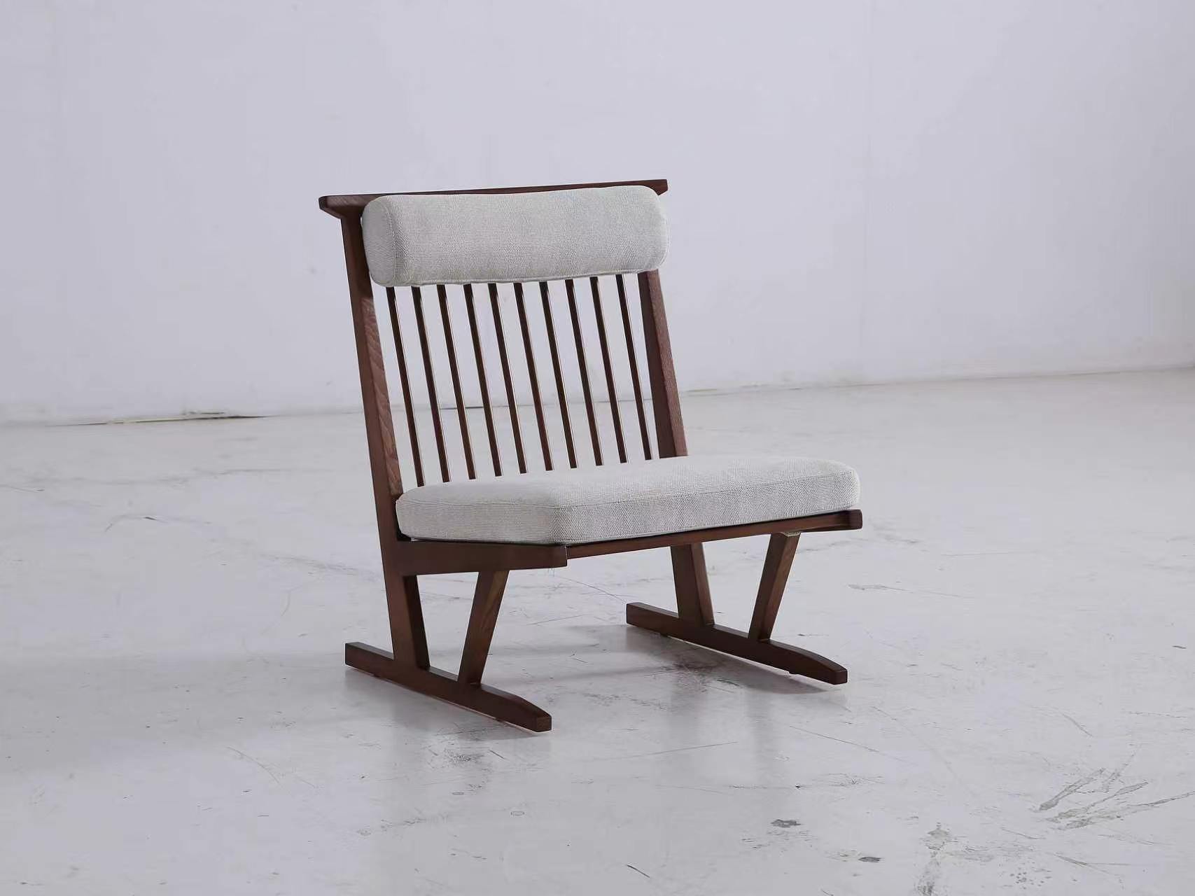 Accent Chair & Seating