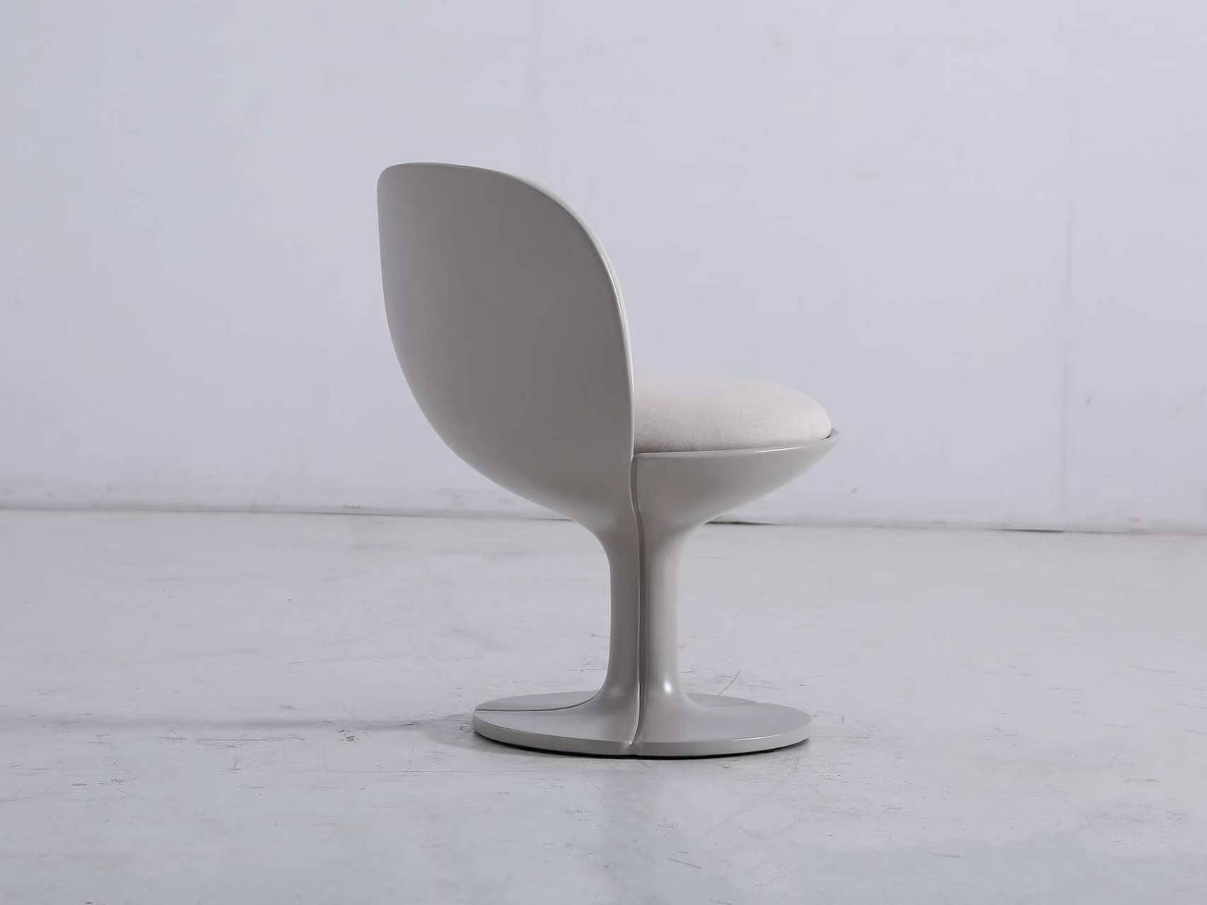 Accent Chair & Seating