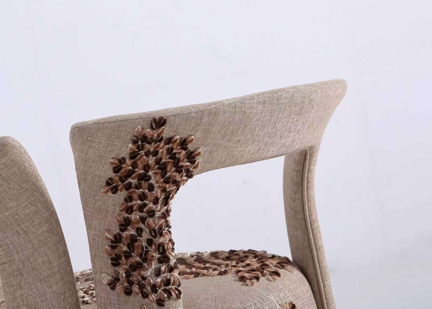 Accent Chair & Seating