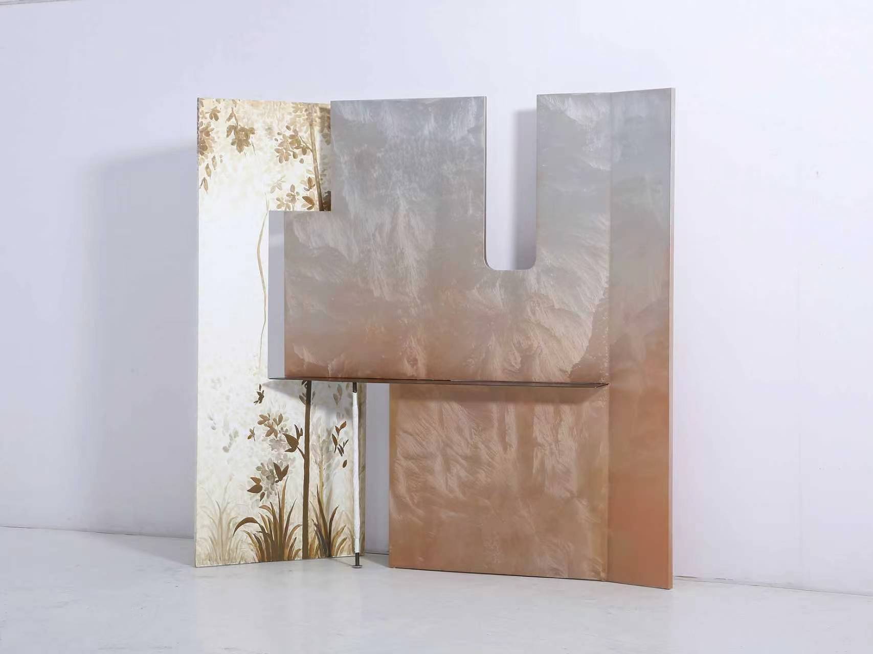 Decorative Screen & Accent