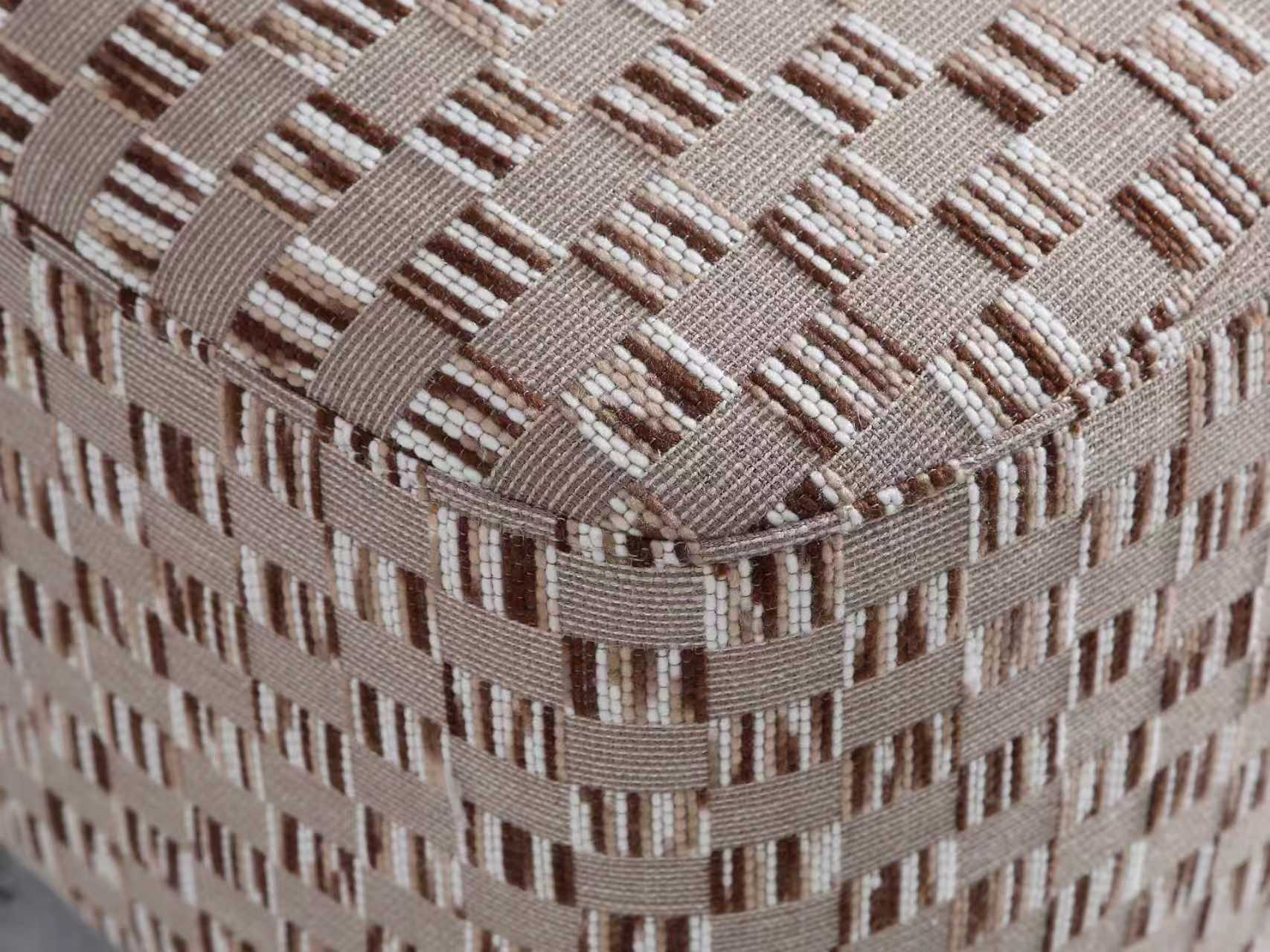 Decorative Screen & Accent
