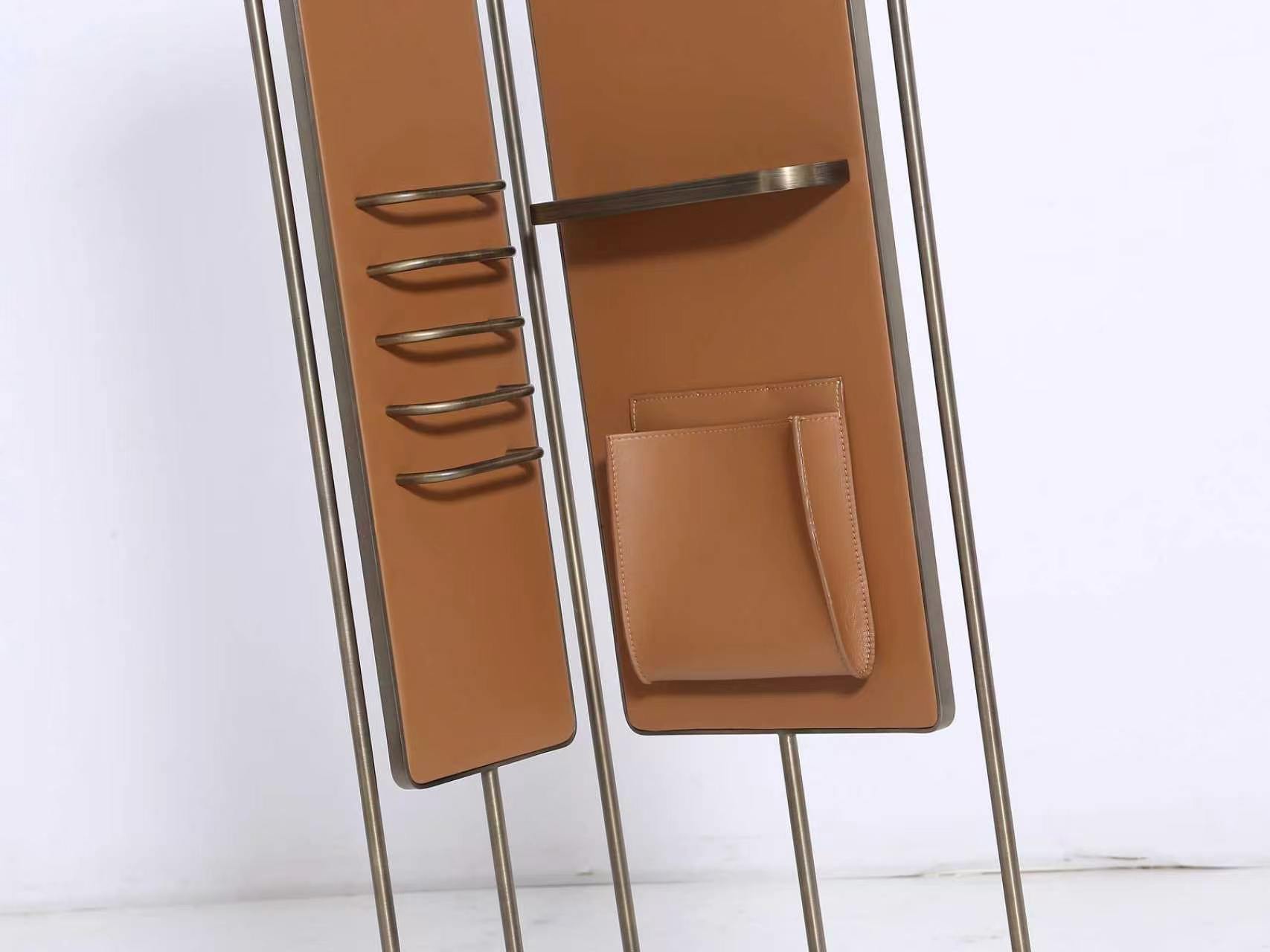 Decorative Screen & Accent