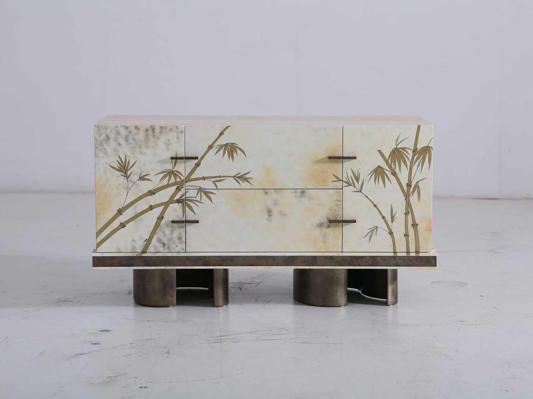 Cabinet & Sideboard