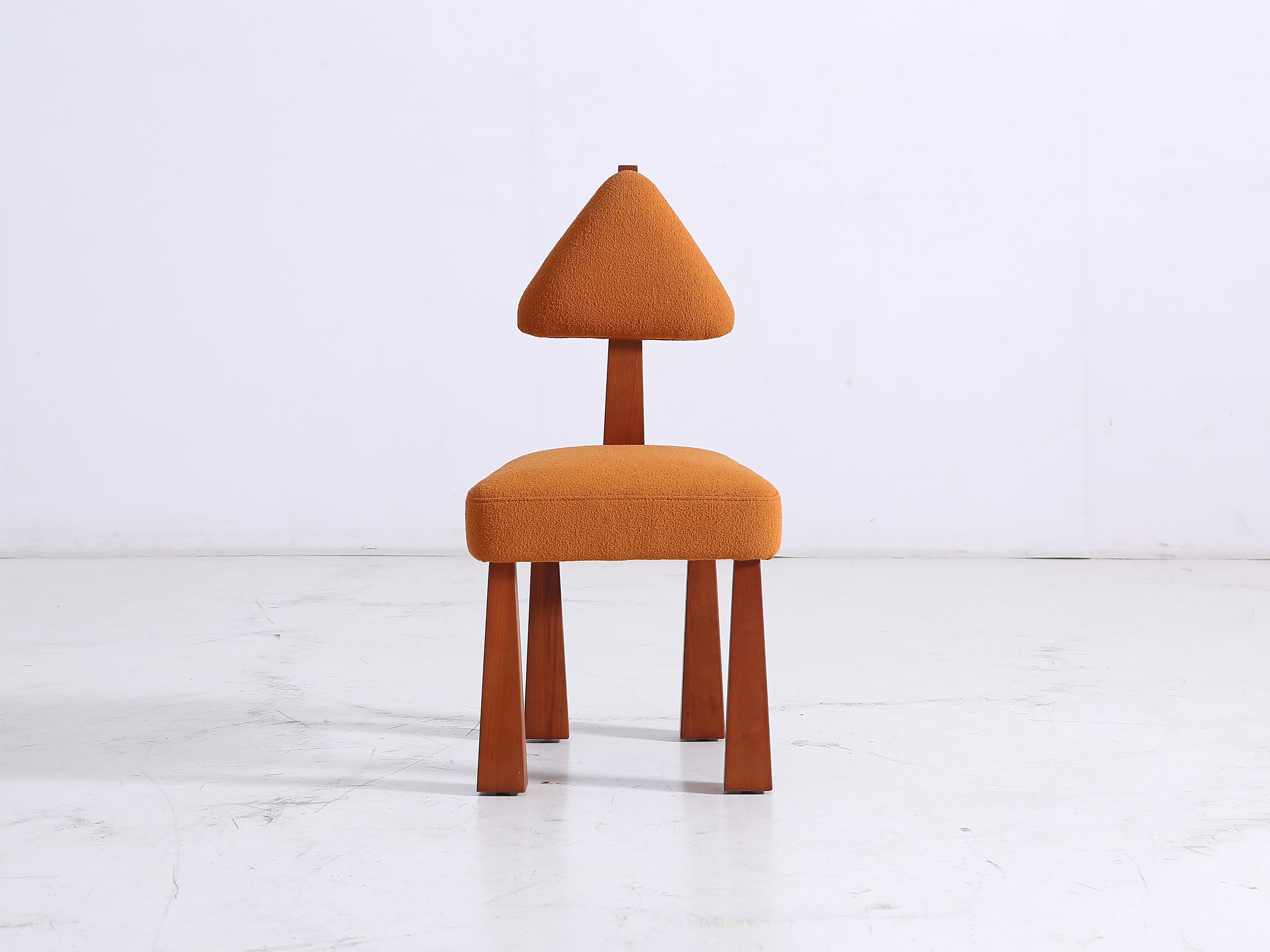 Accent Chair & Seating