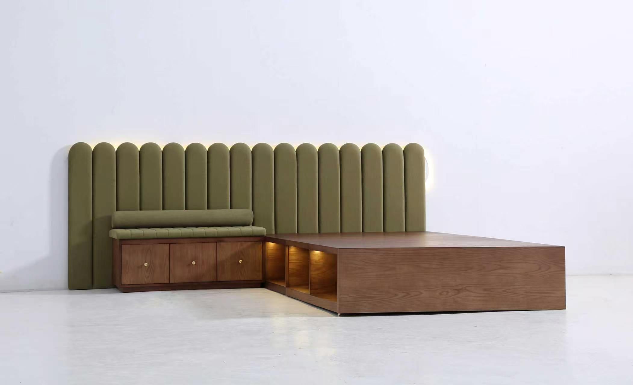 Bed & Bedroom Furniture