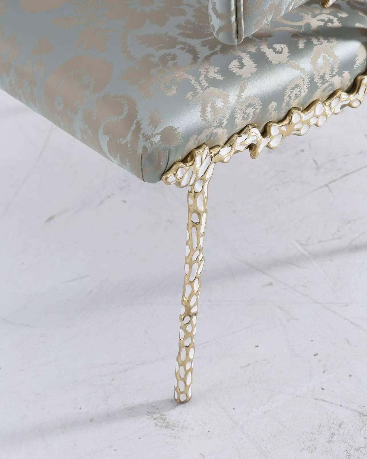 Accent Chair & Seating