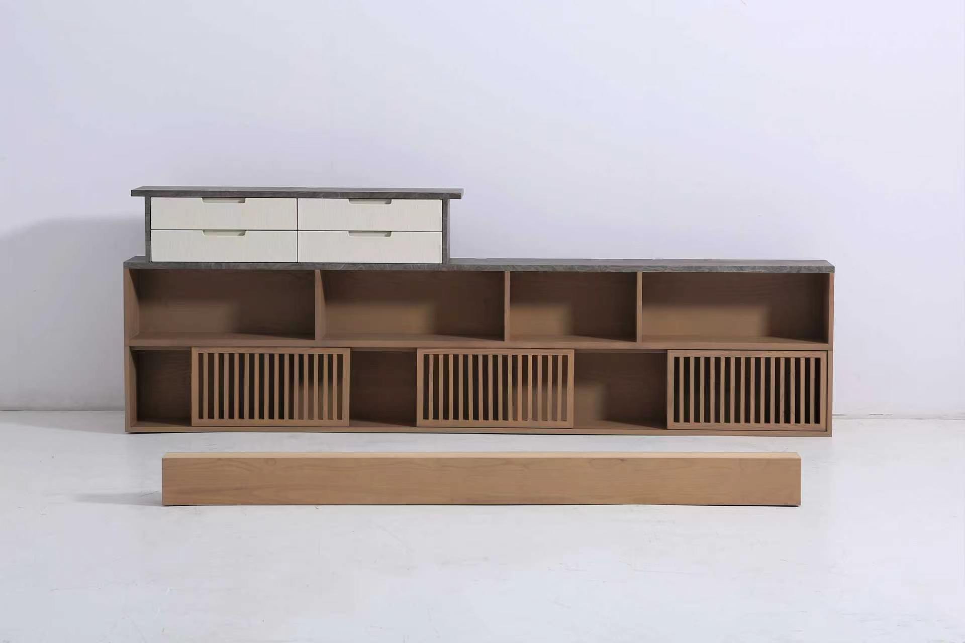 Cabinet & Sideboard