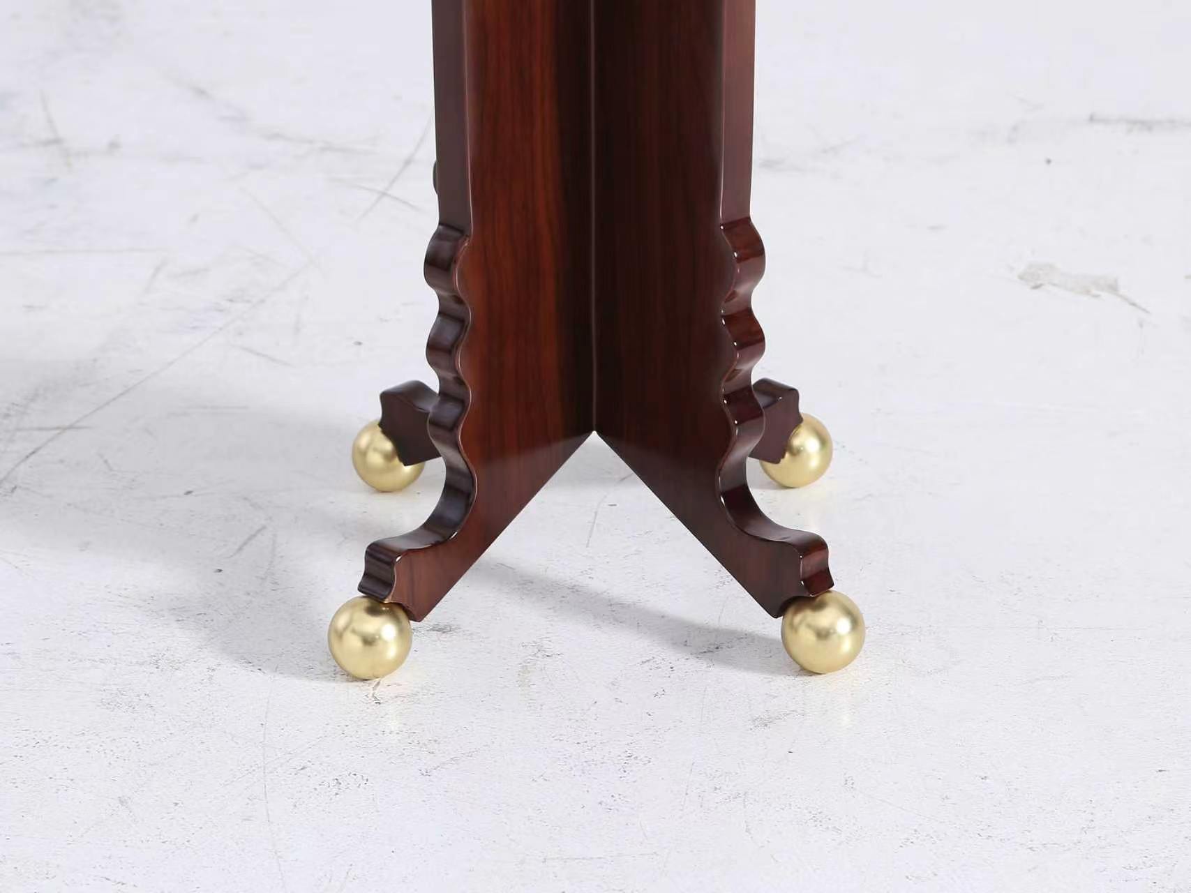 Accent Chair & Seating