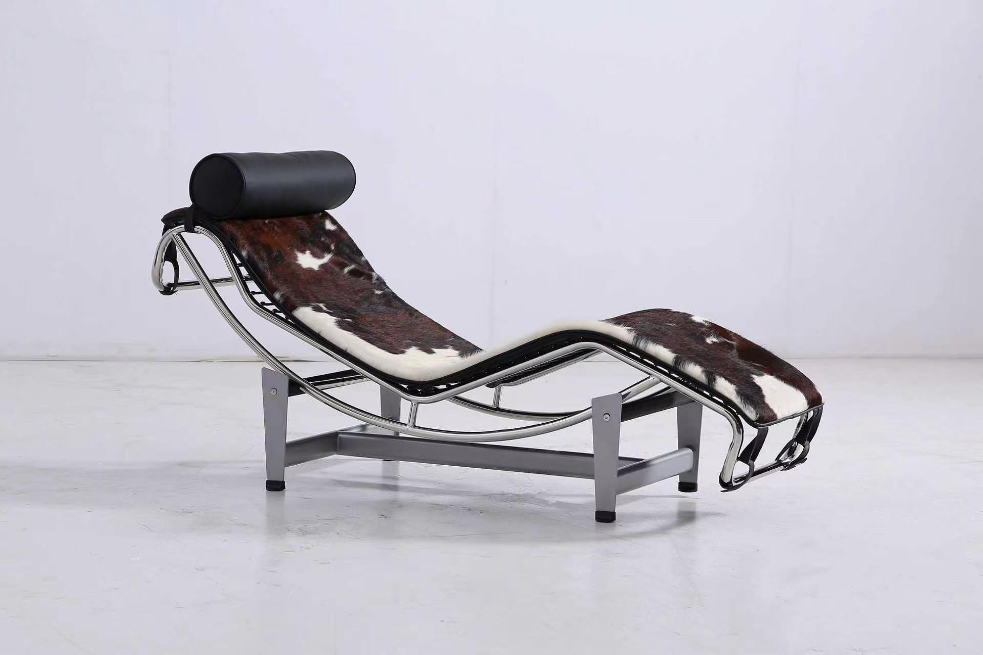 Accent Chair & Seating