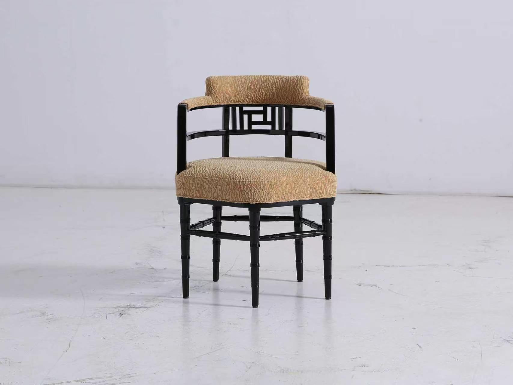 Accent Chair & Seating