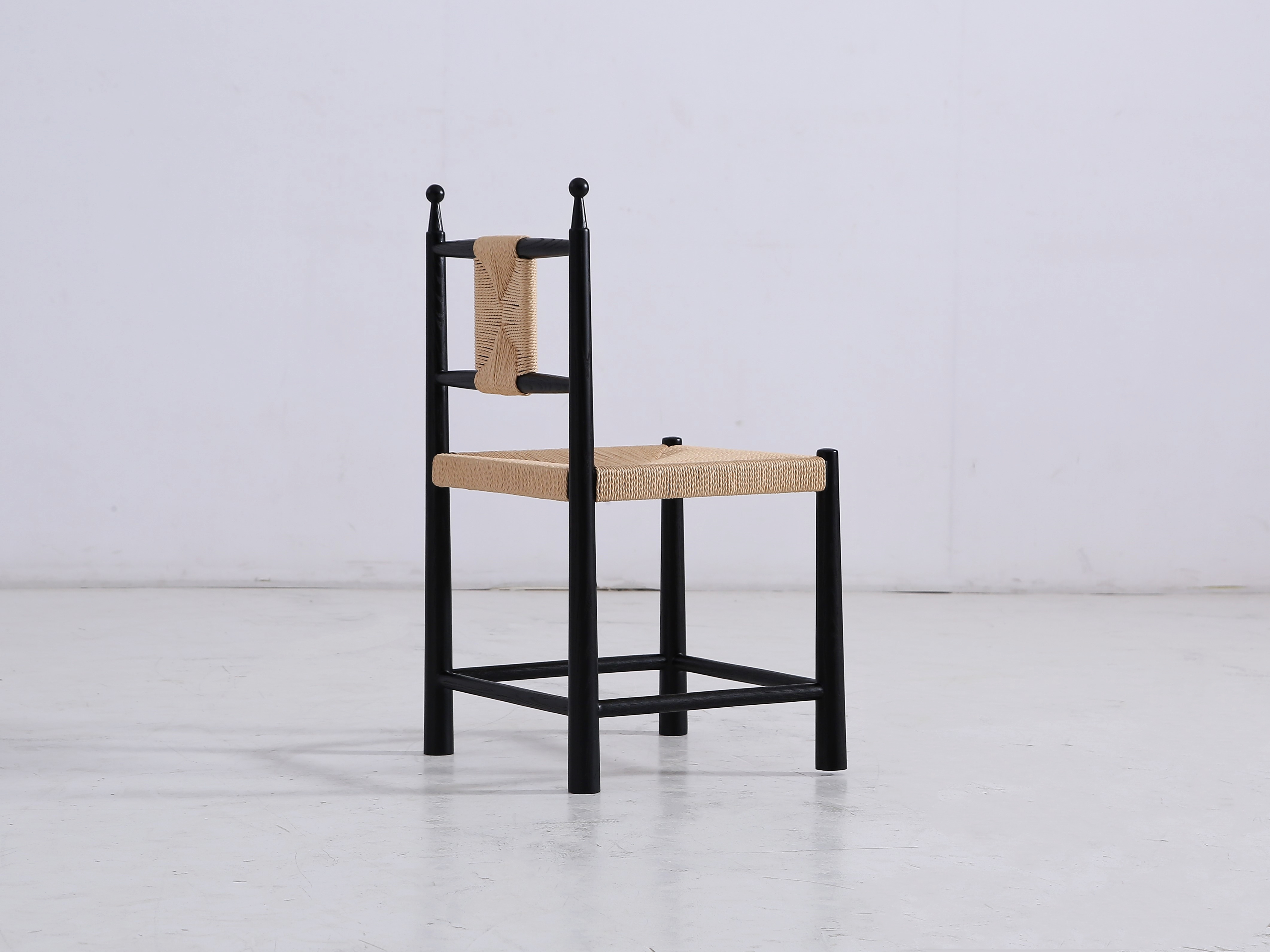 Accent Chair & Seating