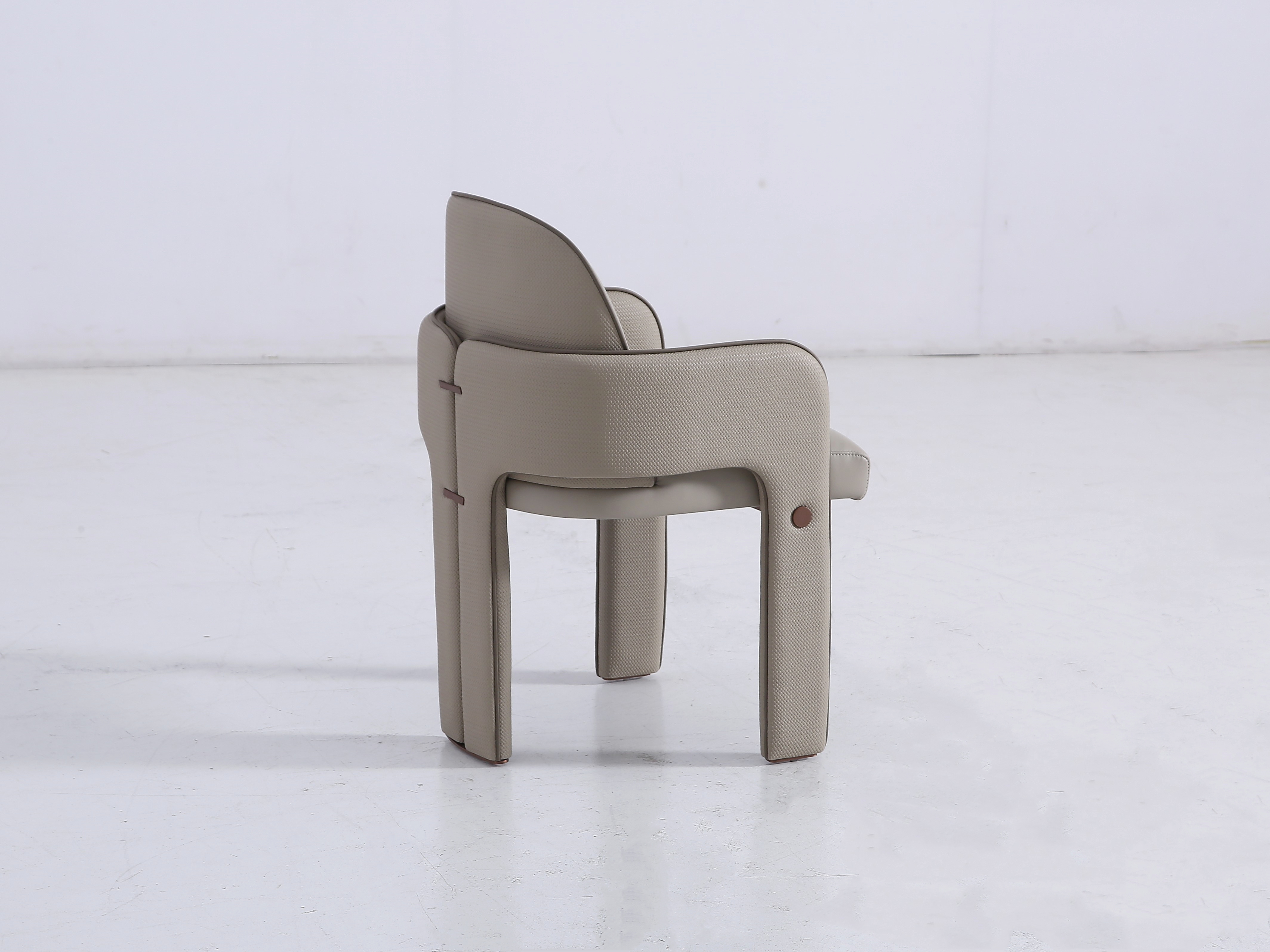 Accent Chair & Seating