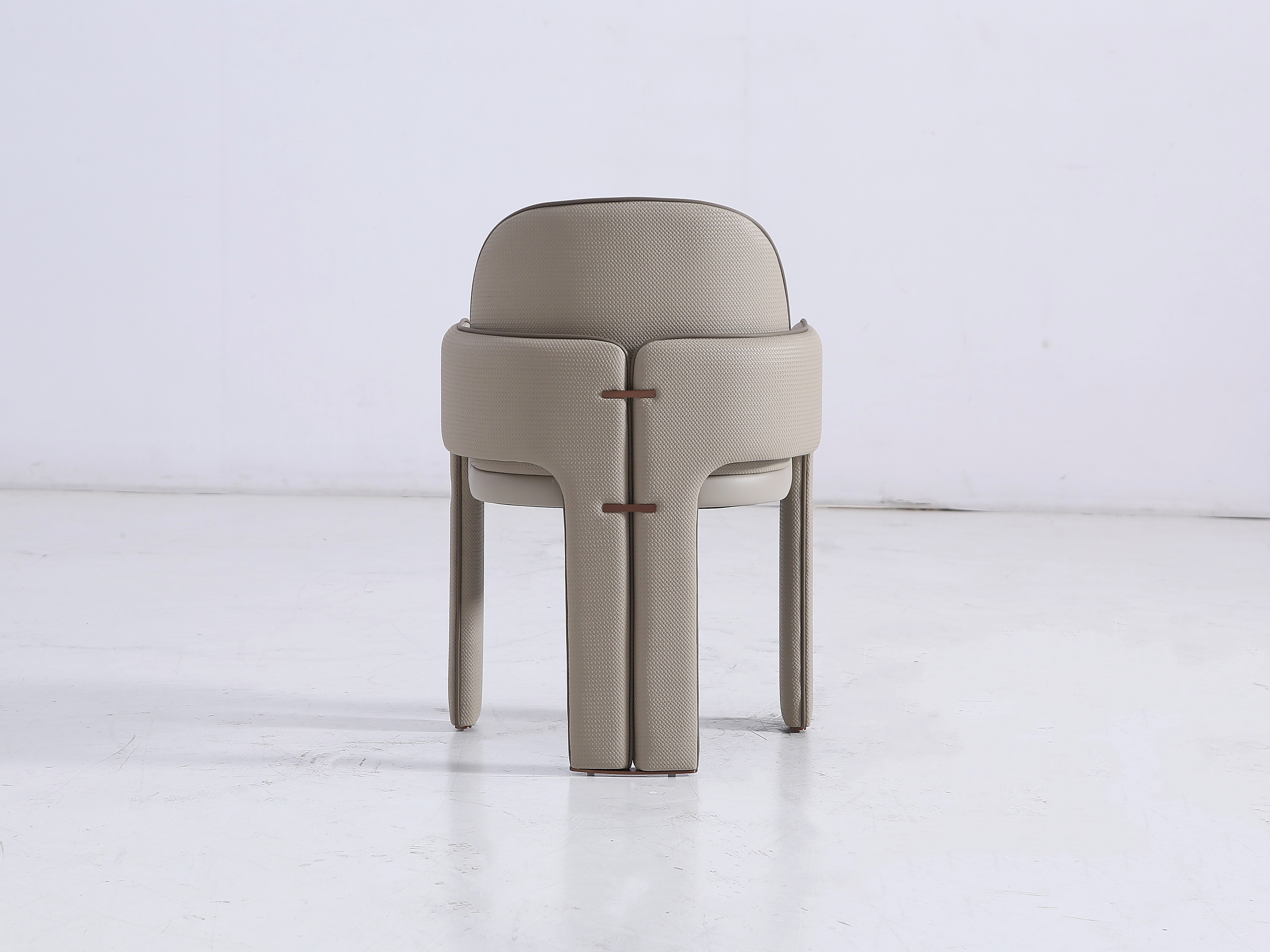Accent Chair & Seating