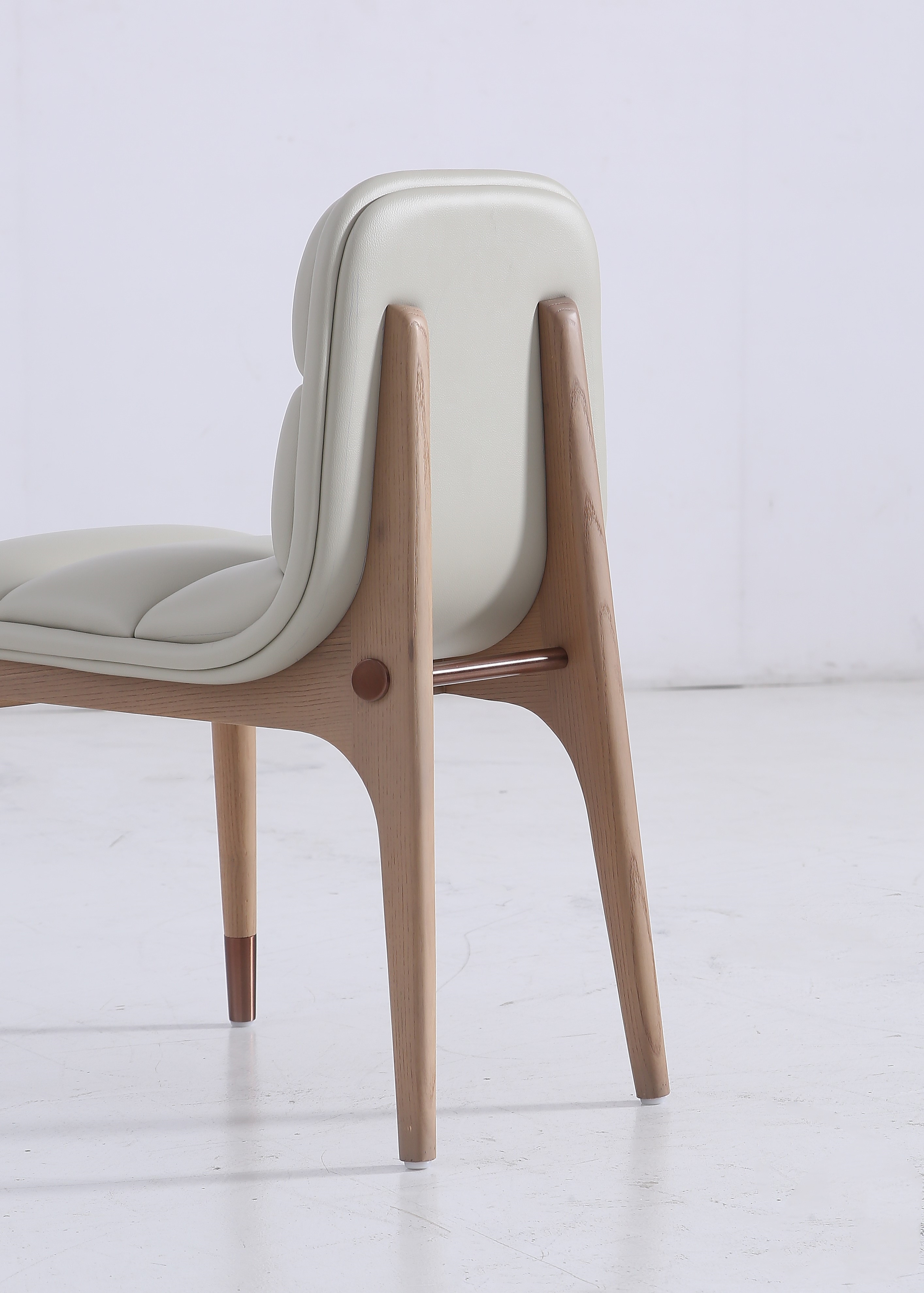 Accent Chair & Seating