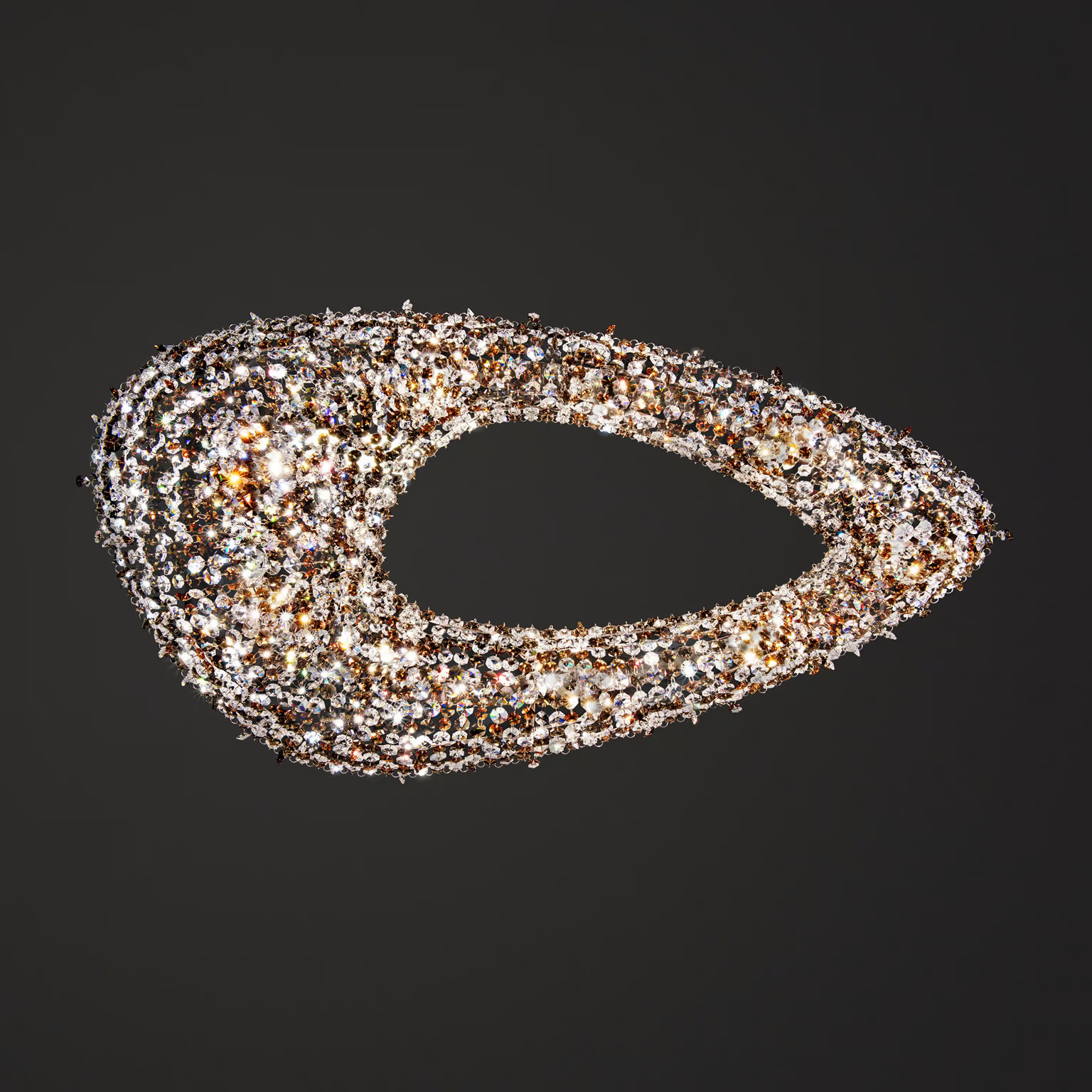 Manooi Statement Light