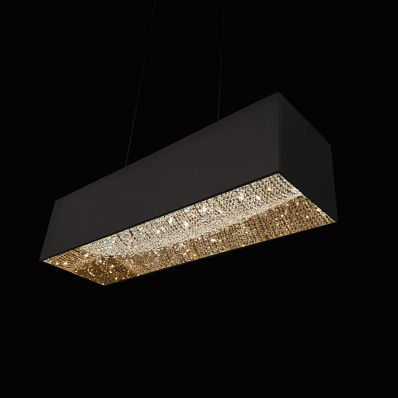 Manooi Crystal Chandelier