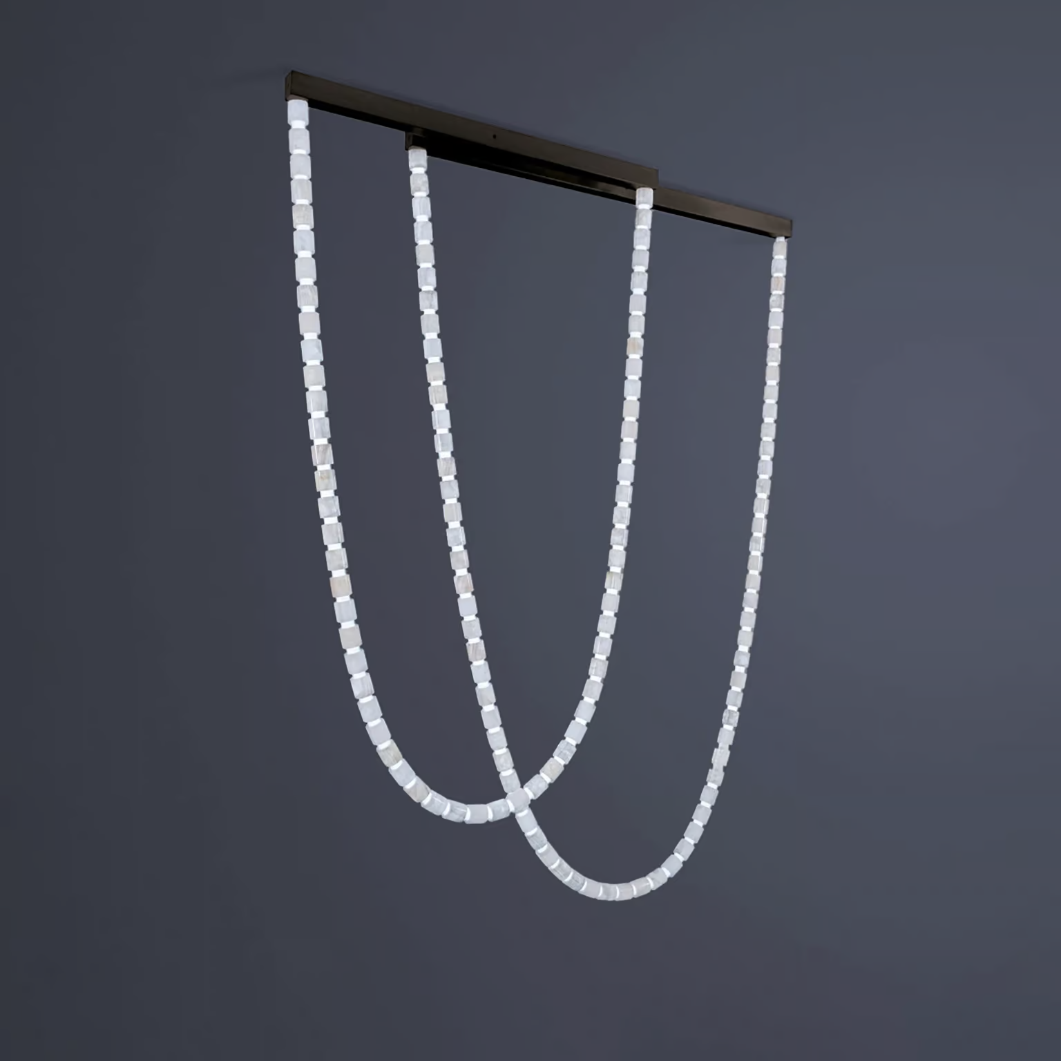 Manooi Statement Light
