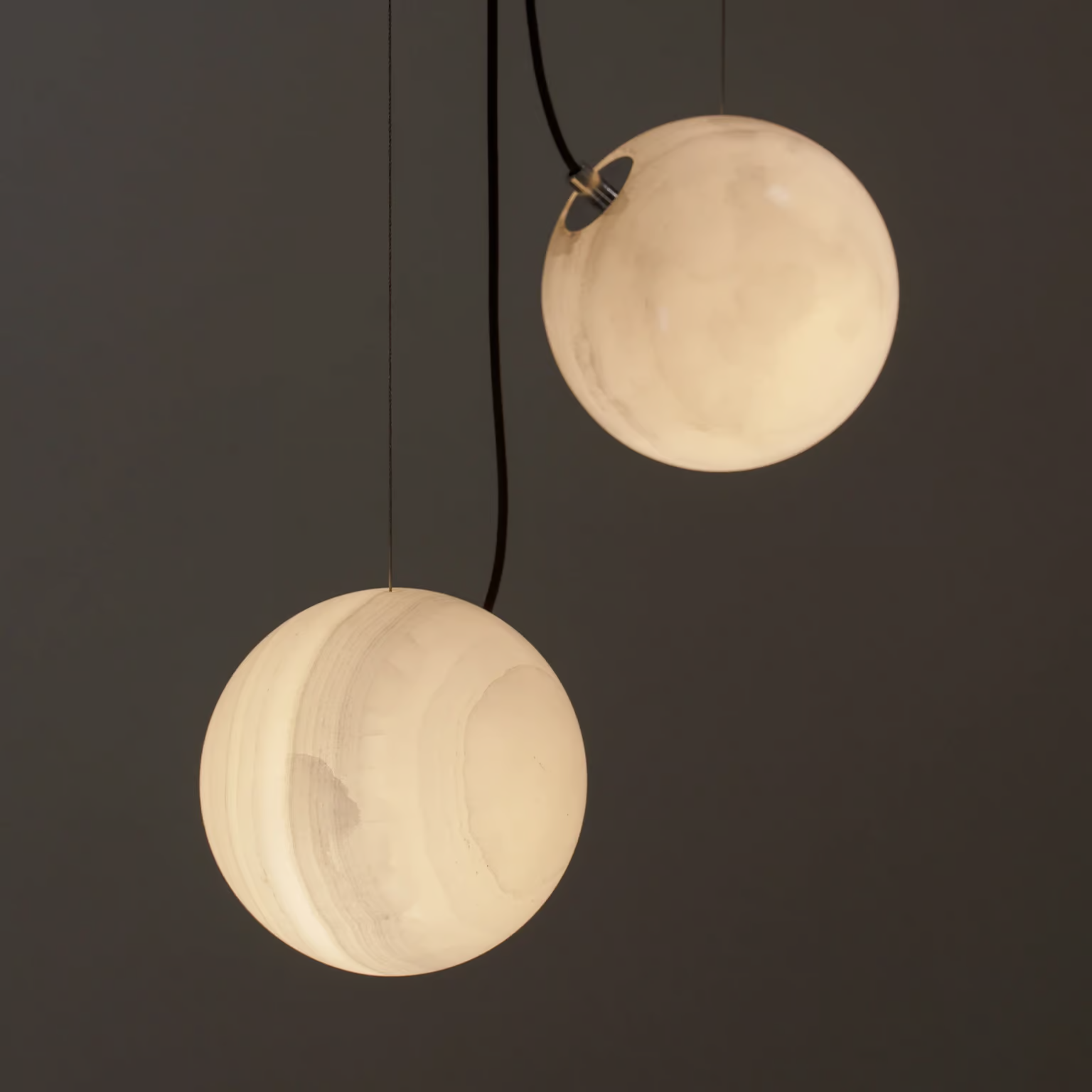Manooi Linear Chandelier